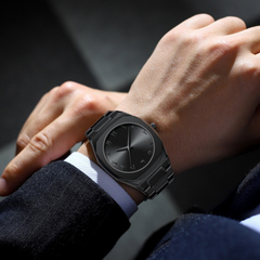 BLACK AURA WATCH IN PURE STAINLESS STEEL